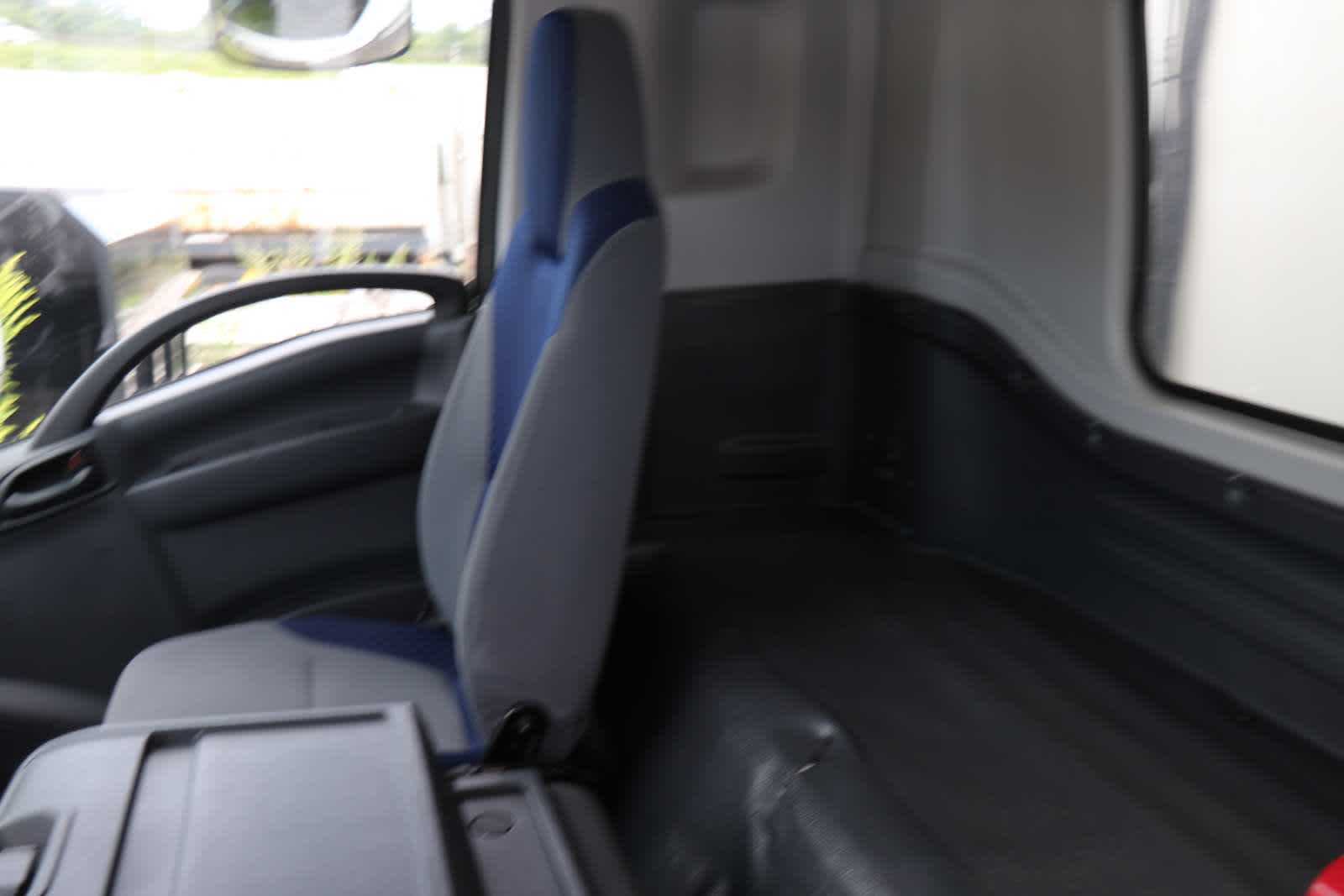 2023 Chevrolet Low Cab Forward 6500 XD NA