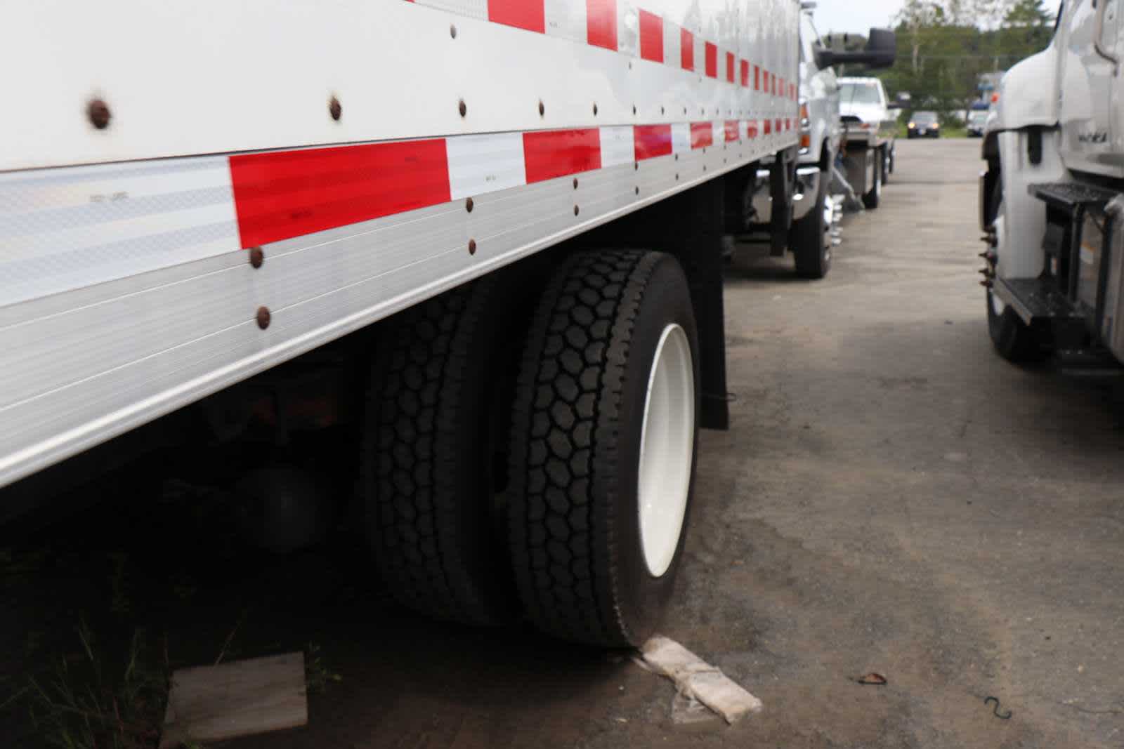 2023 Chevrolet Low Cab Forward 6500 XD NA
