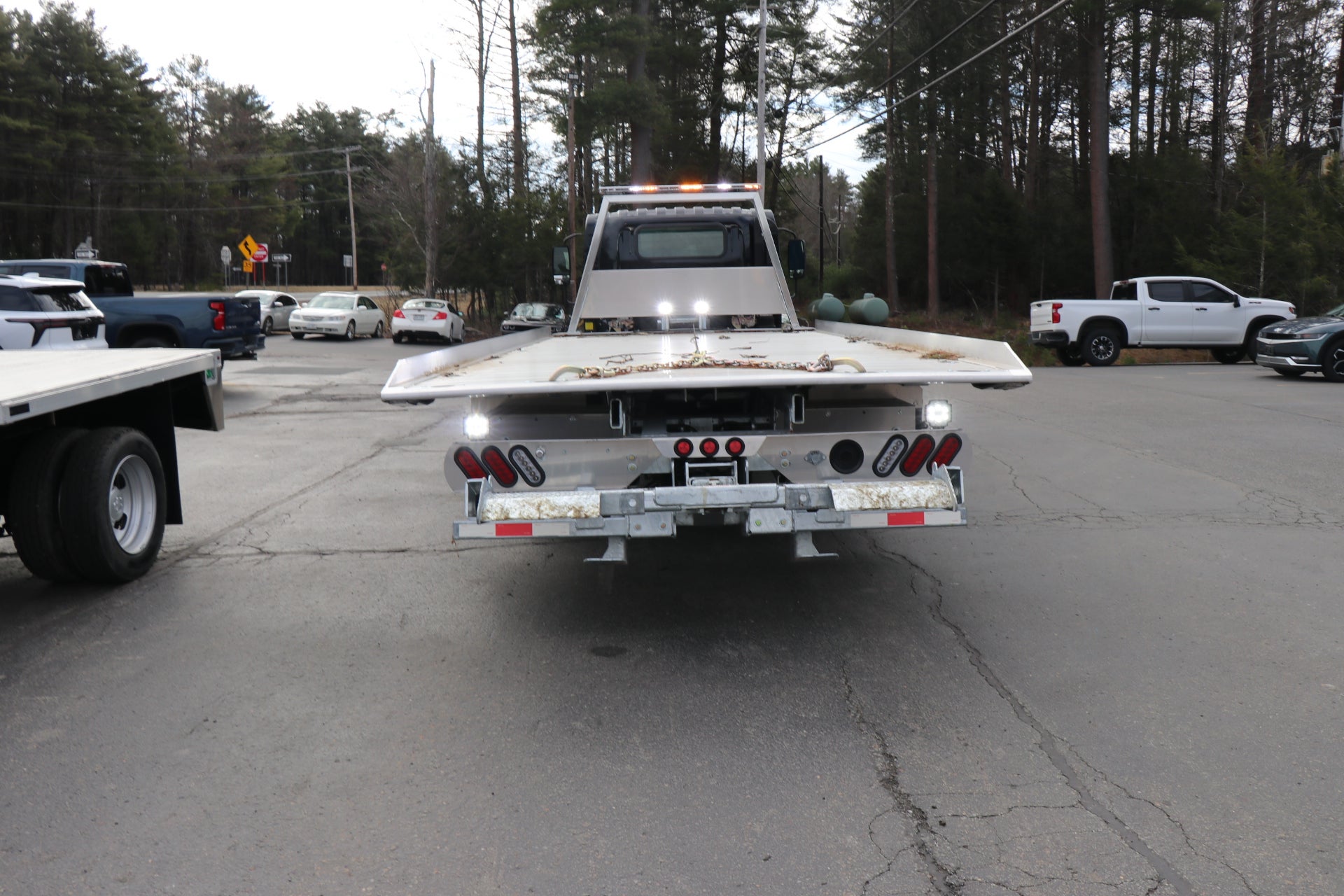 2025 Chevrolet Low Cab Forward 5500 XD NA
