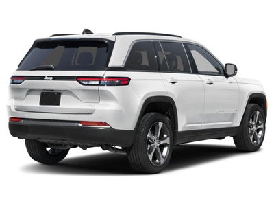 2027 Jeep Grand Cherokee Laredo X 4x4