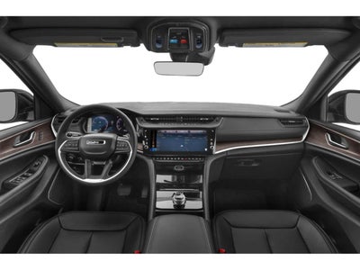 2027 Jeep Grand Cherokee Laredo X 4x4