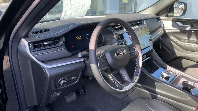 2027 Jeep Grand Cherokee Laredo Altitude 4x4 *Ltd Avail*