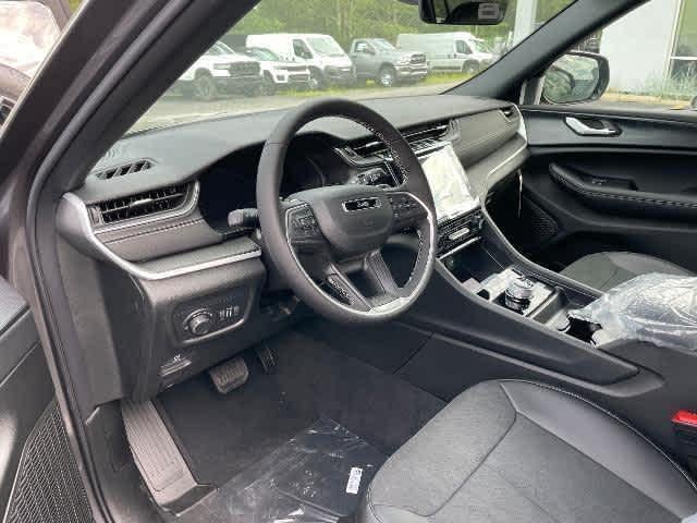 2025 Jeep Grand Cherokee L Altitude X 4x4