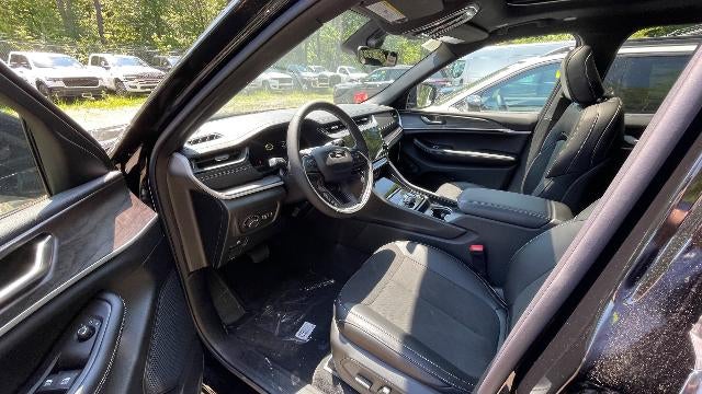 2026 Jeep Grand Cherokee L Laredo Altitude 4x4