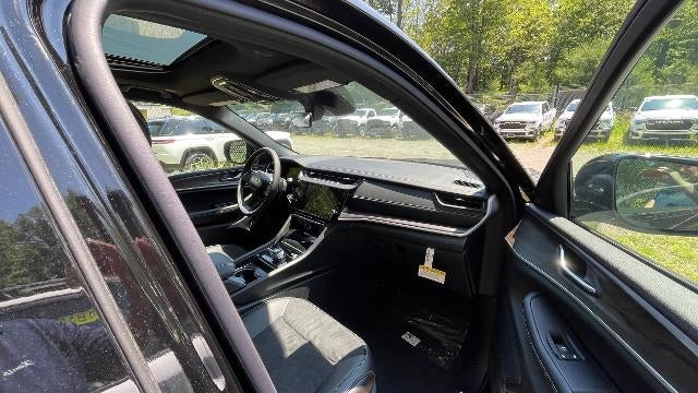 2026 Jeep Grand Cherokee L Laredo Altitude 4x4
