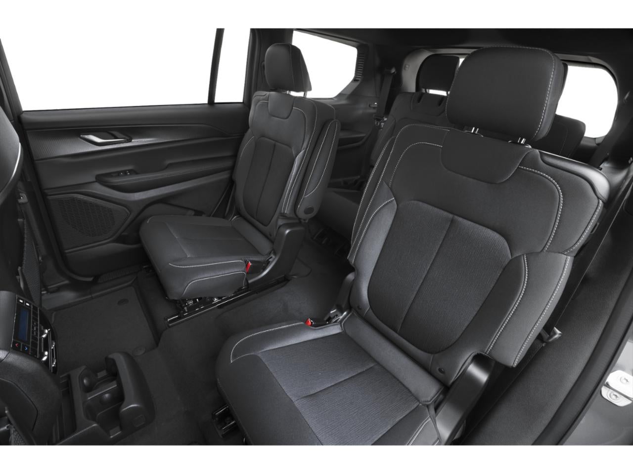 2027 Jeep Grand Cherokee L Laredo Altitude 4x4