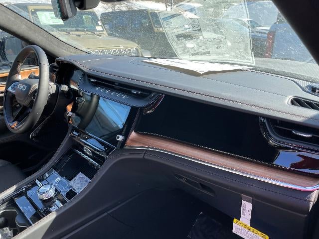 2026 Jeep Grand Cherokee L Summit 4x4