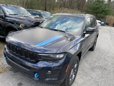2023 Jeep Grand Cherokee 4xe Trailhawk 4x4