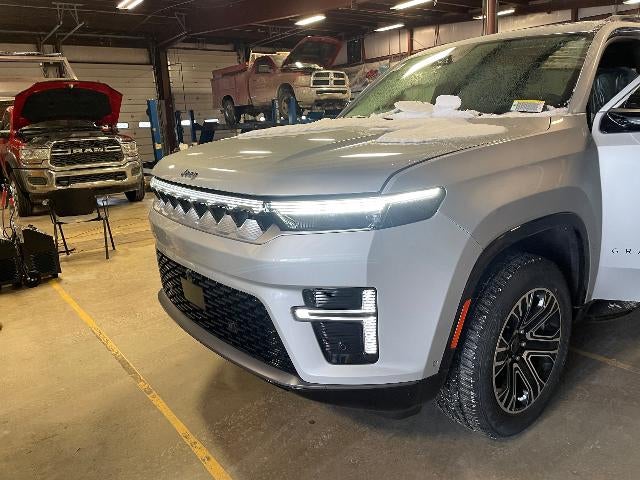 2026 Jeep Grand Wagoneer 4x4