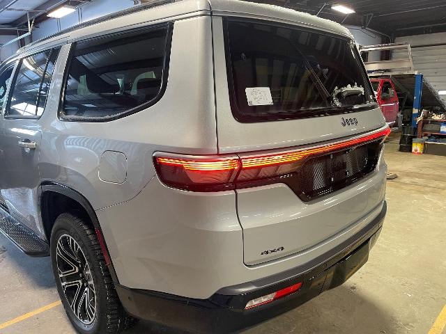 2026 Jeep Grand Wagoneer 4x4