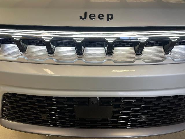 2026 Jeep Grand Wagoneer 4x4