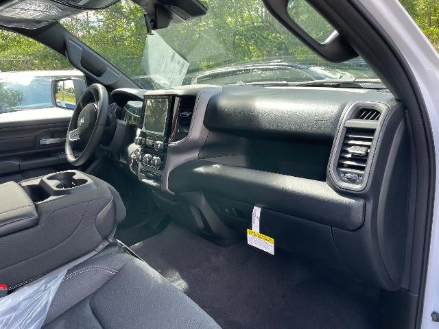 2026 RAM 1500 Express 4x4 Quad Cab 6'4" Box