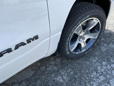 2026 RAM 1500 Express 4x4 Quad Cab 6'4" Box