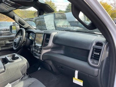 2025 RAM 1500 Tradesman 4x4 Crew Cab 5'7" Box