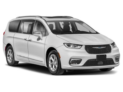 2023 Chrysler Pacifica Hybrid Limited FWD