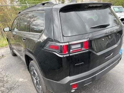 2026 Jeep Cherokee Laredo 4x4