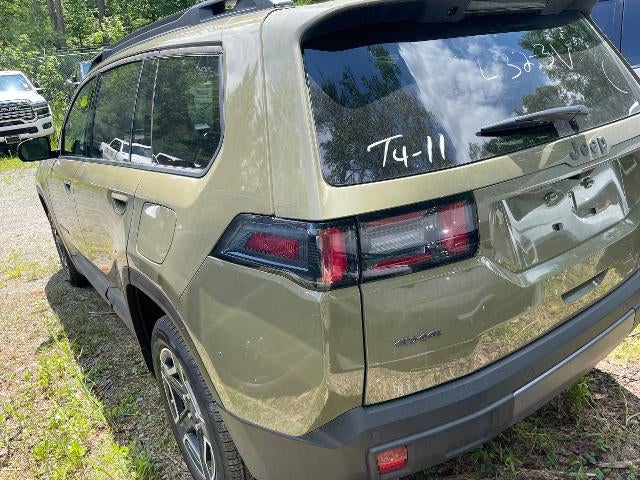 2026 Jeep Cherokee Laredo 4x4