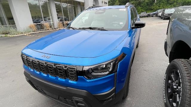 2026 Jeep Cherokee Laredo 4x4