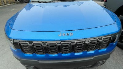 2026 Jeep Cherokee Laredo 4x4