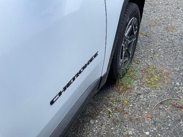 2026 Jeep Cherokee Laredo 4x4