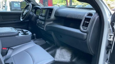 2024 RAM 3500 Tradesman 4x4 Crew Cab 8' Box