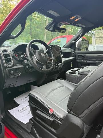 2026 RAM 2500 Tradesman 4x4 Reg Cab 8' Box