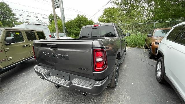 2026 RAM 1500 Express 4x4 Crew Cab 5'7" Box