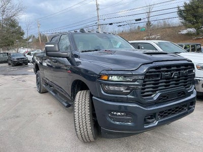 2026 RAM 2500 Black Express 4x4 Crew Cab 6'4" Box
