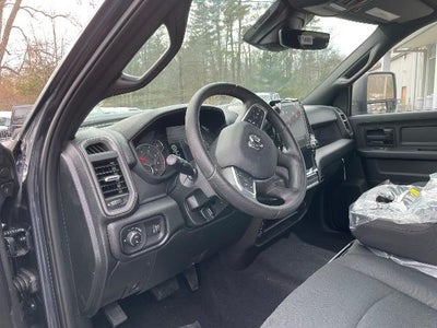 2026 RAM 2500 Black Express 4x4 Crew Cab 6'4" Box