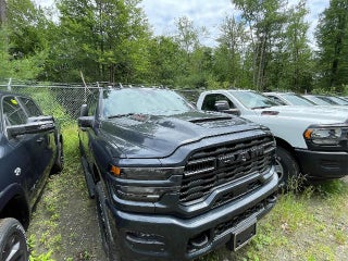 2026 RAM 2500 Black Express 4x4 Crew Cab 6'4" Box
