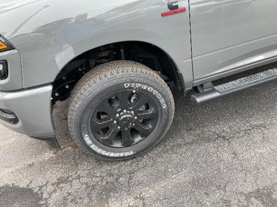 2026 RAM 2500 Black Express 4x4 Crew Cab 6'4" Box