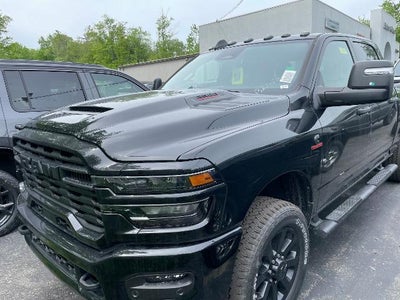 2026 RAM 2500 Black Express 4x4 Crew Cab 6'4" Box