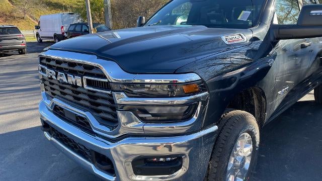 2027 RAM 2500 Big Horn 4x4 Crew Cab 6'4" Box