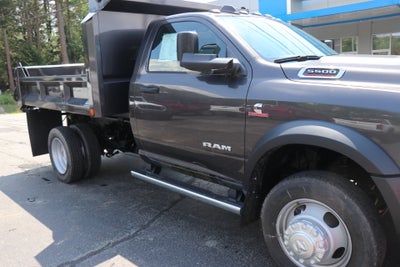 2022 RAM 5500 Chassis Cab Tradesman 4x4 Reg Cab 60" CA 144.5" WB
