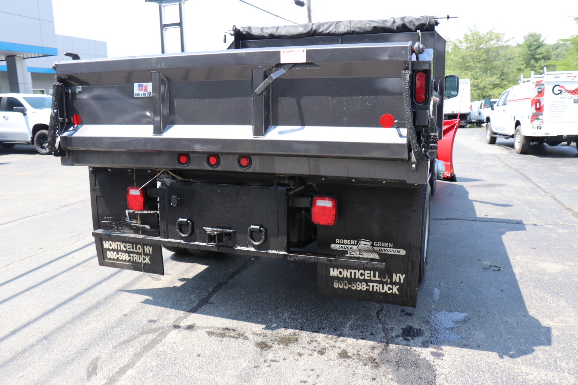 2022 RAM 5500 Chassis Cab Tradesman 4x4 Reg Cab 60" CA 144.5" WB