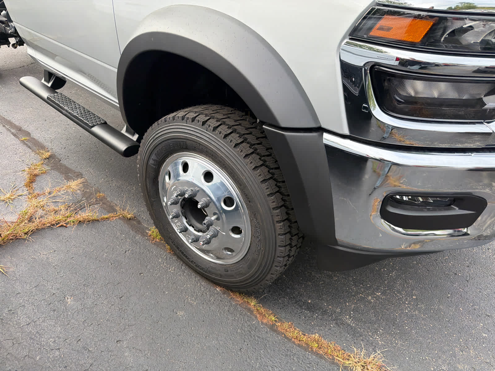 2026 RAM 5500 Chassis Cab Tradesman 4x4 Reg Cab 84" CA 168.5" WB
