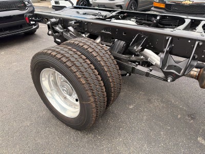 2026 RAM 5500 Chassis Cab Tradesman 4x4 Reg Cab 84" CA 168.5" WB