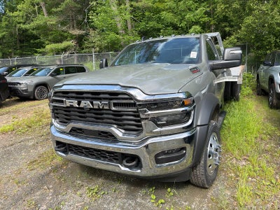 2026 RAM 5500 Chassis Cab Tradesman 4x4 Reg Cab 120" CA 204.5" WB
