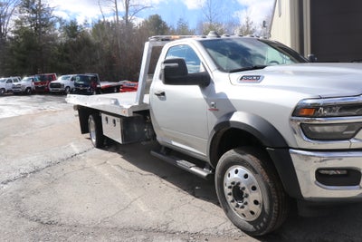 2026 RAM 5500 Chassis Cab Tradesman 4x4 Reg Cab 120" CA 204.5" WB