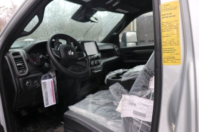 2026 RAM 5500 Chassis Cab Tradesman 4x4 Reg Cab 120" CA 204.5" WB