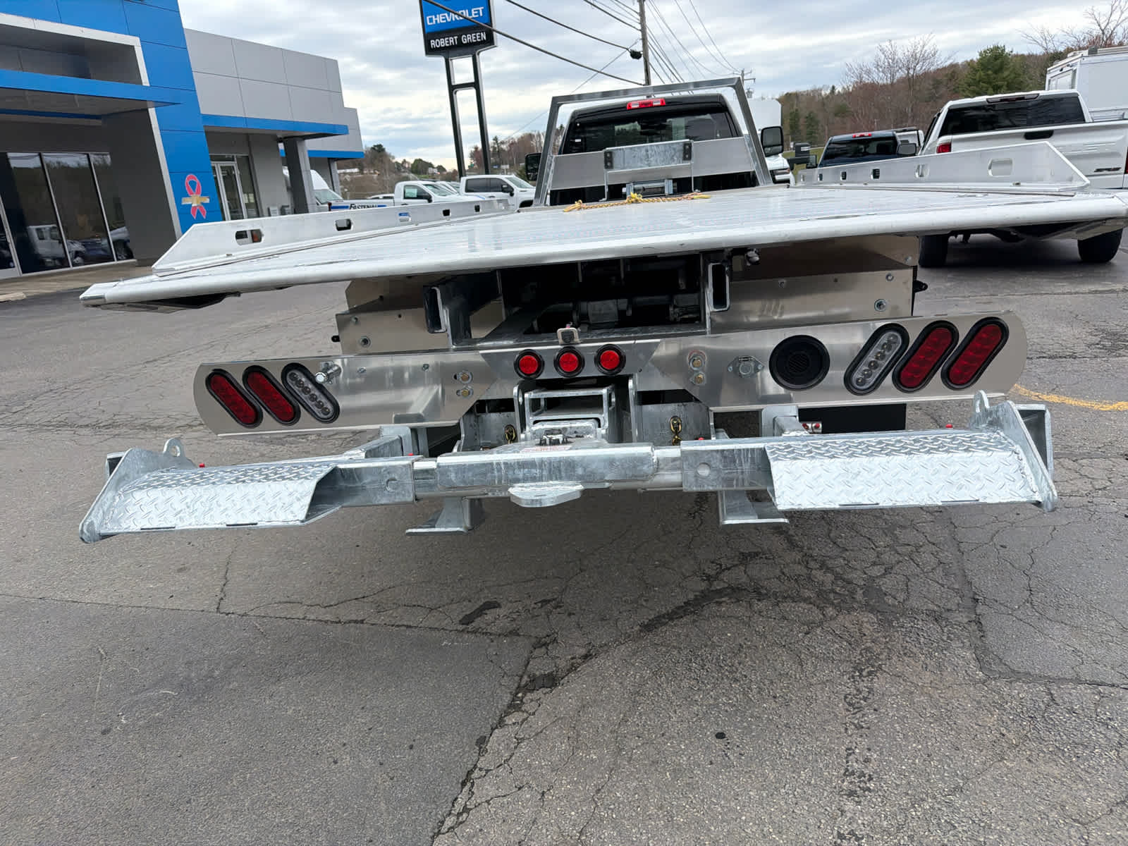 2026 RAM 5500 Chassis Cab Tradesman 4x4 Reg Cab 120" CA 204.5" WB