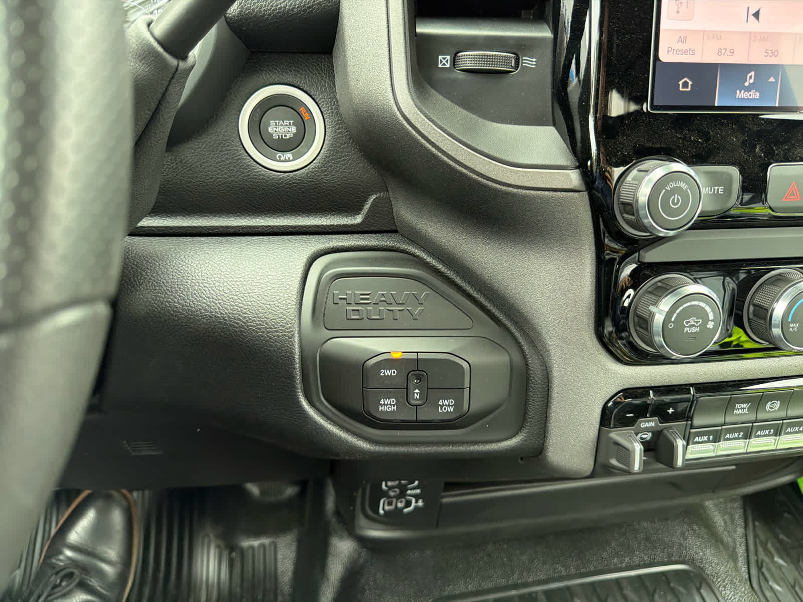 2026 RAM 5500 Chassis Cab Tradesman 4x4 Reg Cab 120" CA 204.5" WB