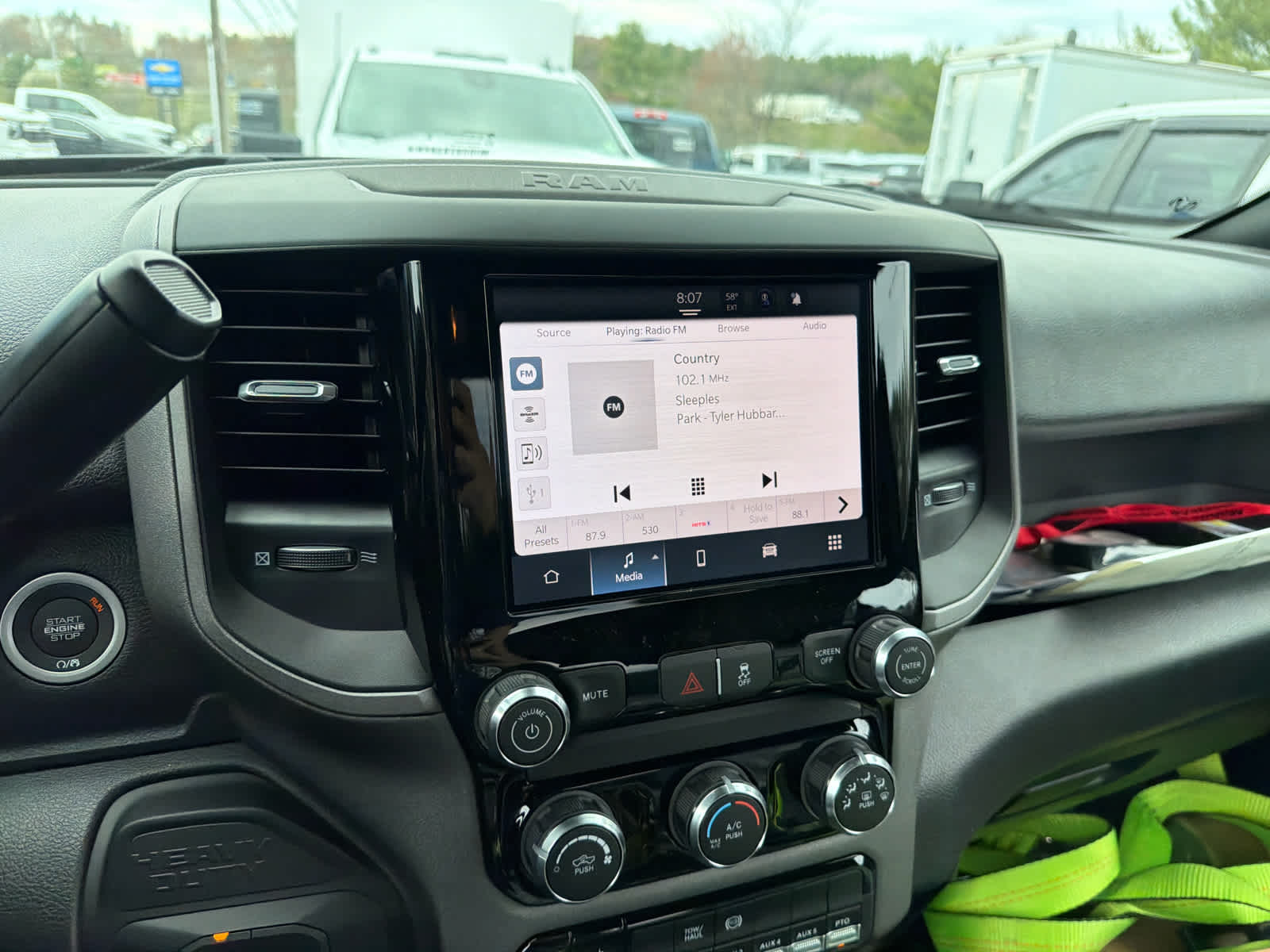 2026 RAM 5500 Chassis Cab Tradesman 4x4 Reg Cab 120" CA 204.5" WB