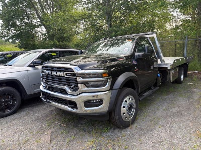 2026 RAM 5500 Chassis Cab Tradesman 4x4 Reg Cab 120" CA 204.5" WB