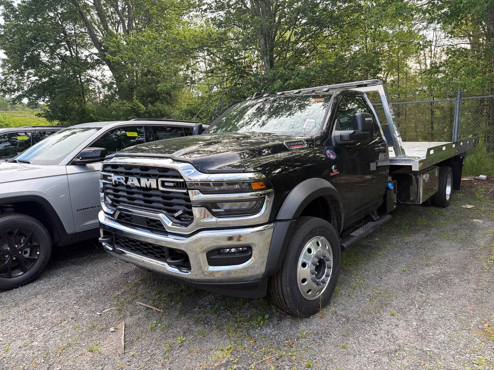 2026 RAM 5500 Chassis Cab Tradesman 4x4 Reg Cab 120" CA 204.5" WB