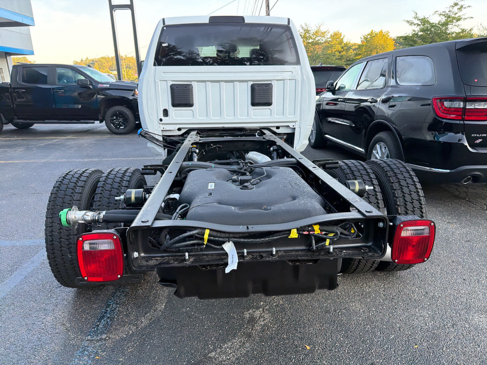 2027 RAM 5500 Chassis Cab Tradesman 4x4 Crew Cab 60" CA 173.4" WB