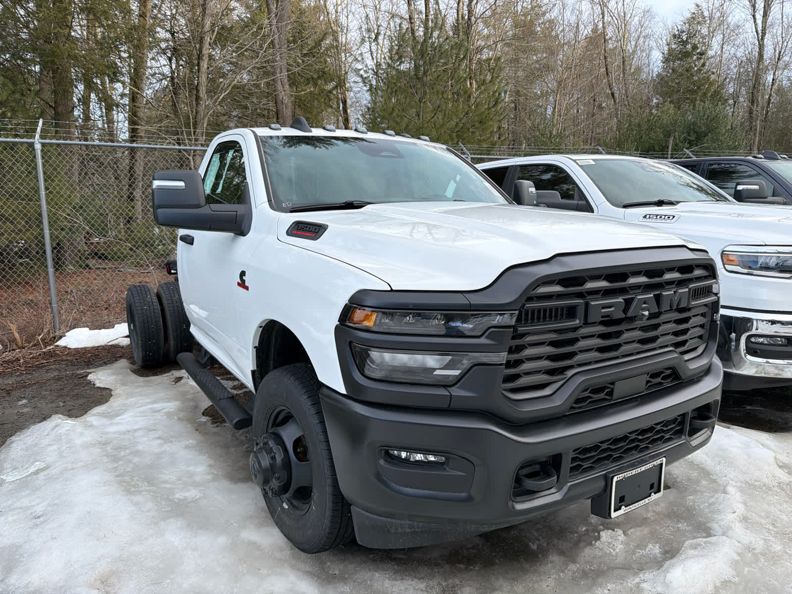 2026 RAM 3500 Chassis Cab Tradesman 4WD Reg Cab 60" CA 143.5" WB