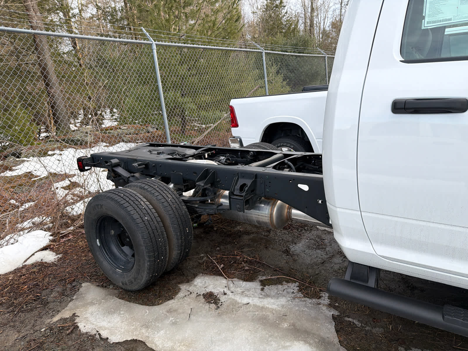 2026 RAM 3500 Chassis Cab Tradesman 4WD Reg Cab 60" CA 143.5" WB