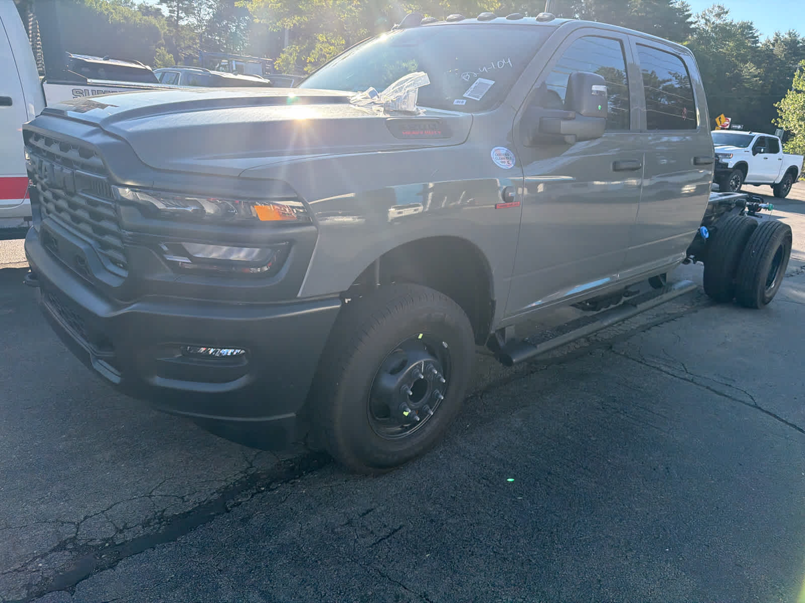 2026 RAM 3500 Chassis Cab Tradesman 4WD Crew Cab 60" CA 172.4" WB
