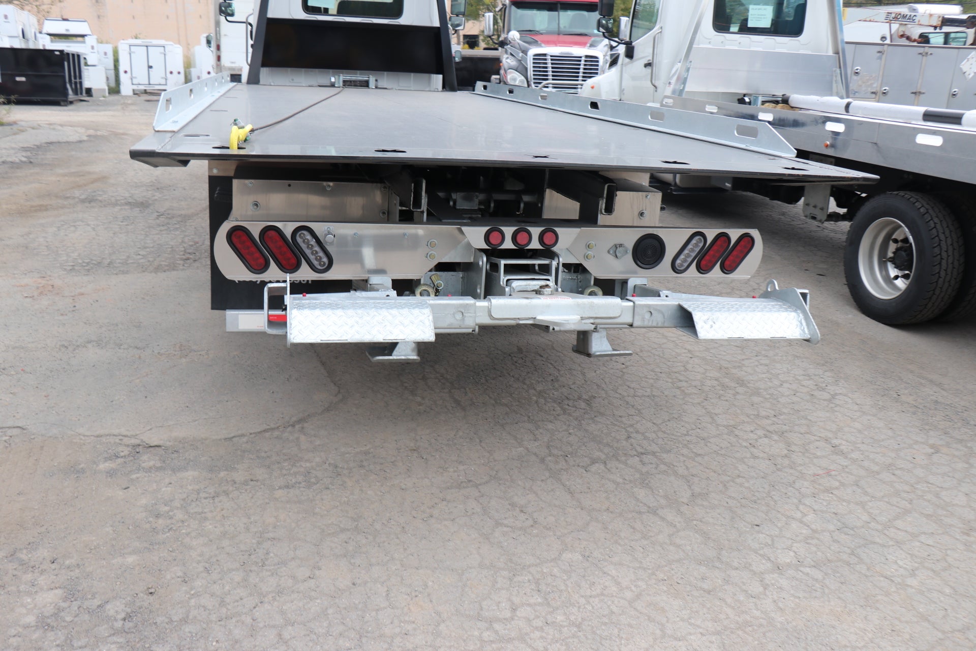 2026 Hino L6-24 Base